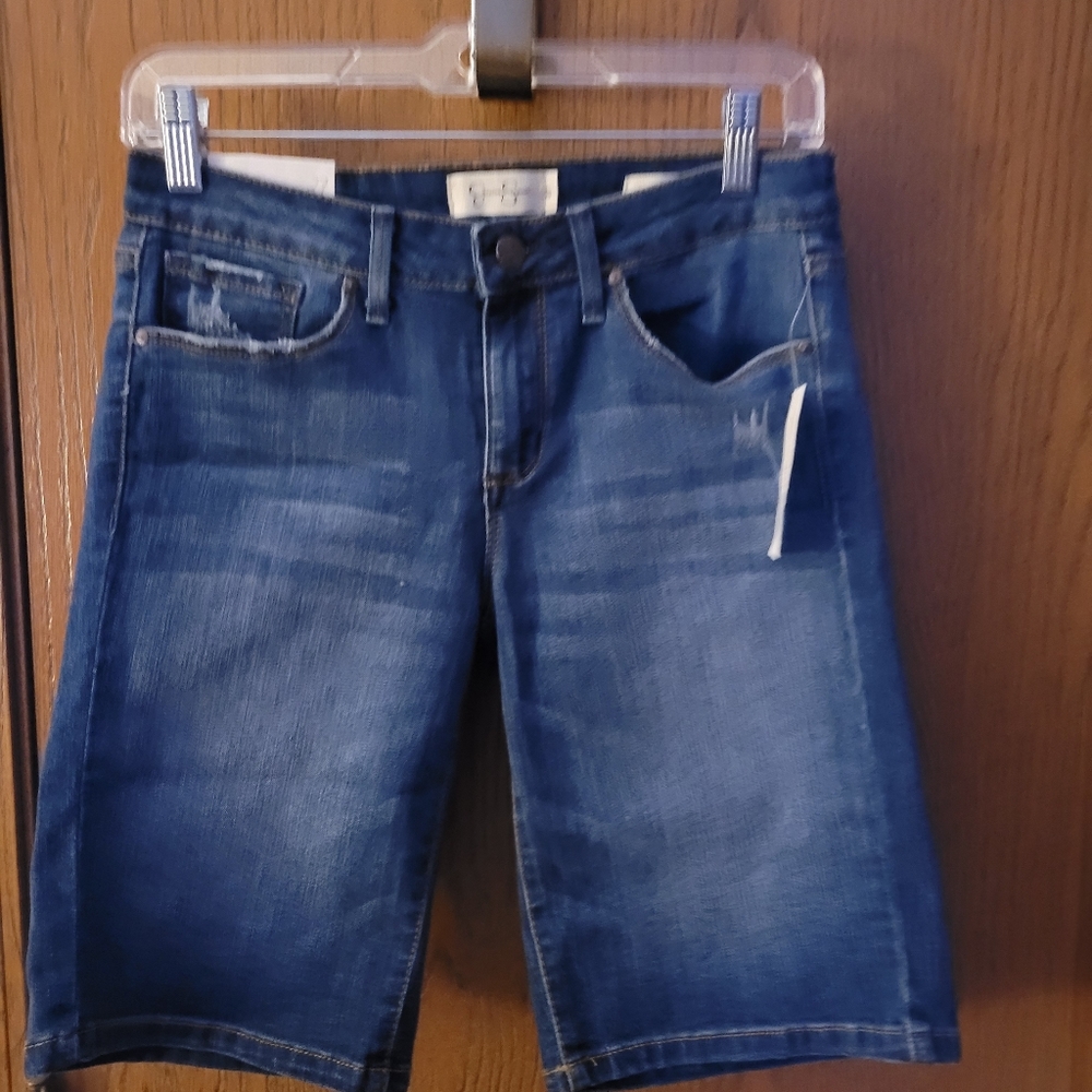 Jessica Simpson- Maxwell jean Bermuda shorts